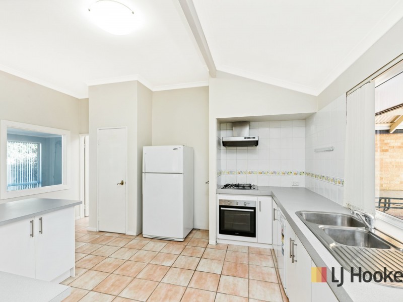 2 Lauder Place, Kinross WA 6028