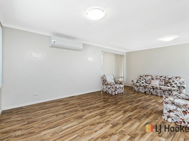 2 Lauder Place, Kinross WA 6028