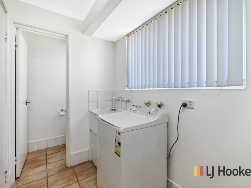 2 Lauder Place, Kinross WA 6028