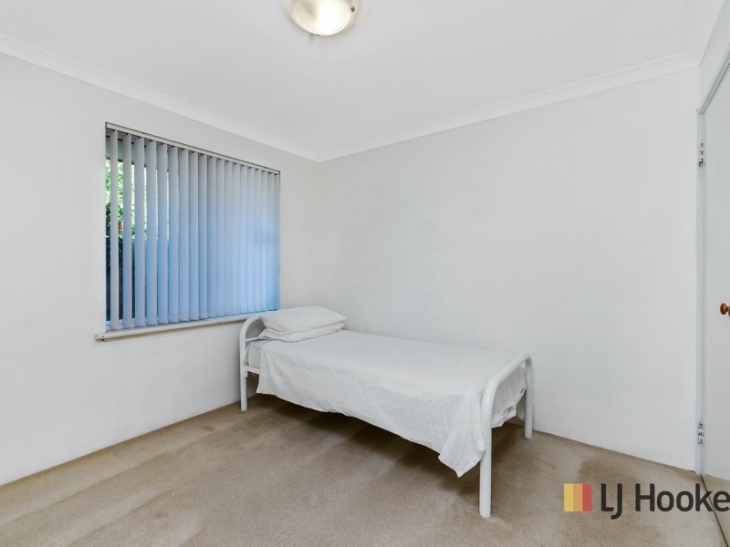 2 Lauder Place, Kinross WA 6028