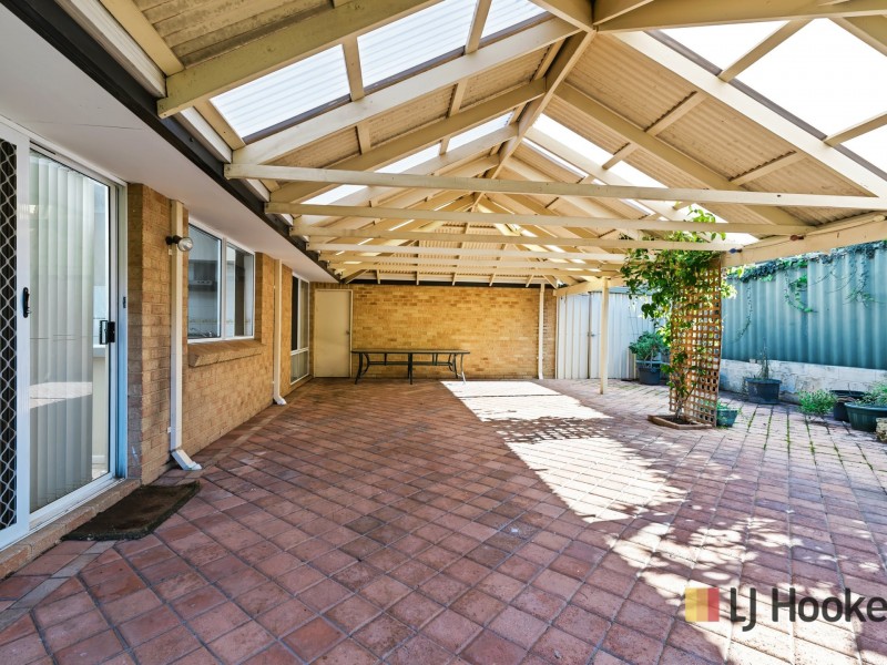 2 Lauder Place, Kinross WA 6028