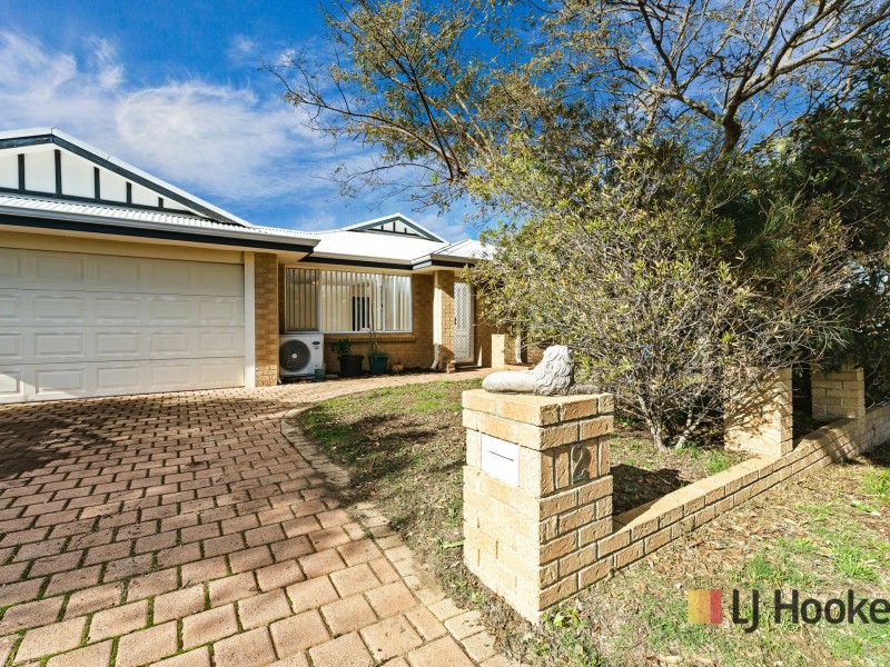 2 Lauder Place, Kinross WA 6028