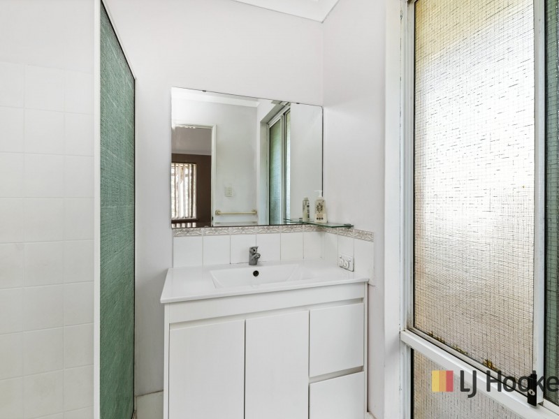 2 Lauder Place, Kinross WA 6028