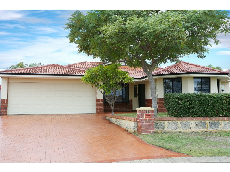 33 Sherlock Rise, Carramar WA 6031