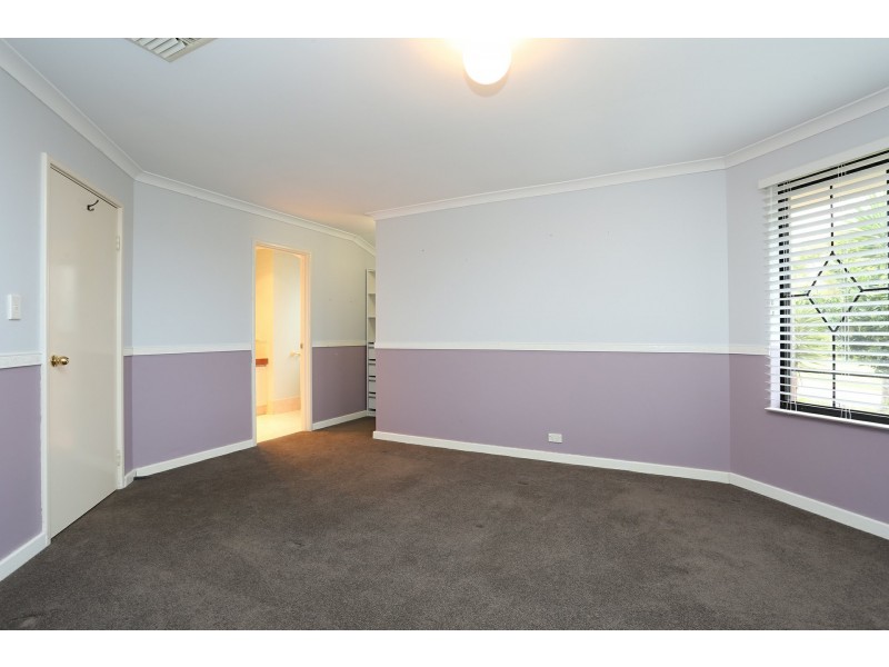 33 Sherlock Rise, Carramar WA 6031