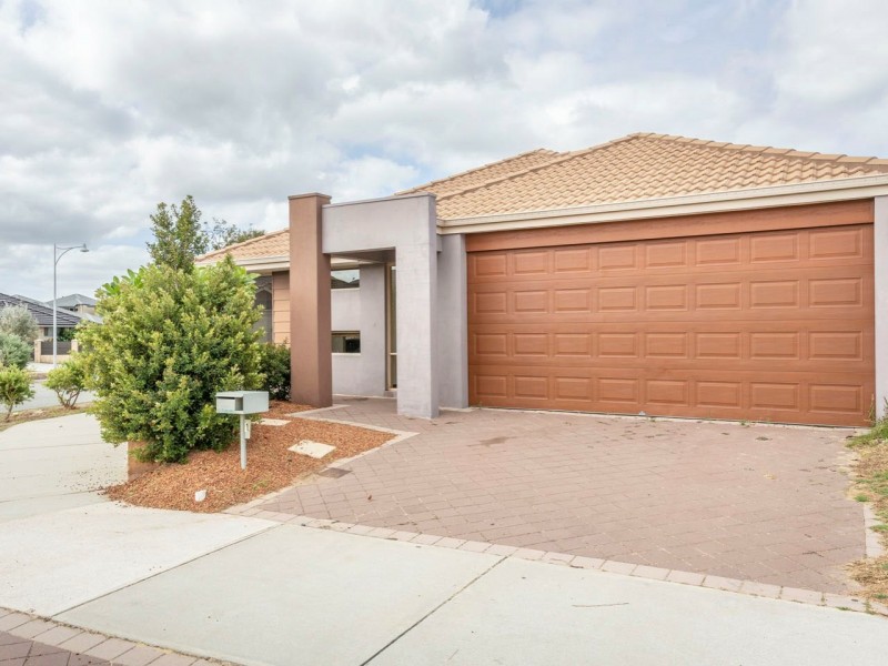 1 Girramay Rd, Banksia Grove WA 6031