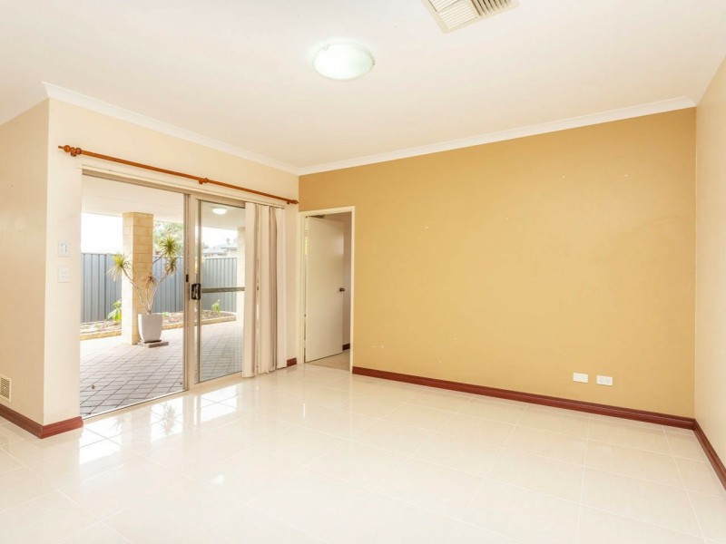 1 Girramay Rd, Banksia Grove WA 6031