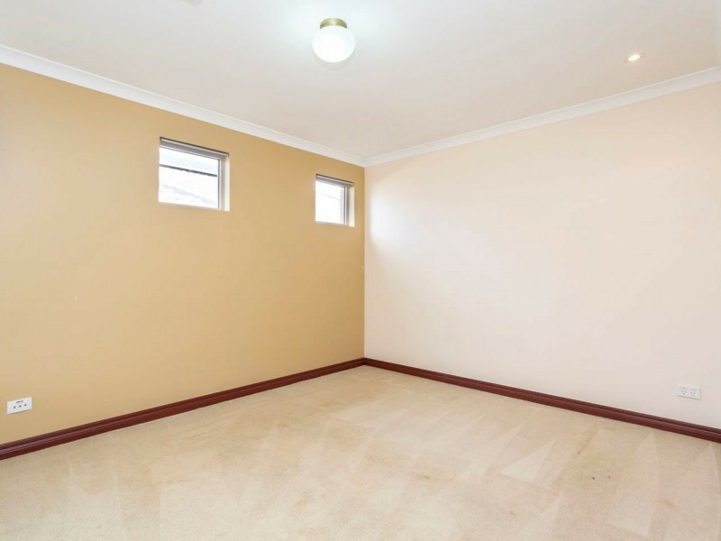 1 Girramay Rd, Banksia Grove WA 6031