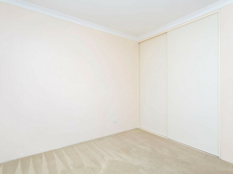 1 Girramay Rd, Banksia Grove WA 6031