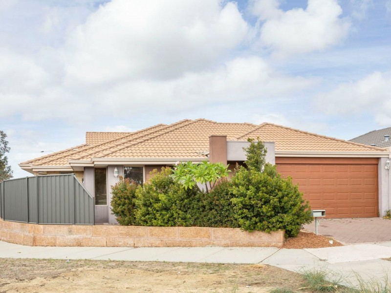 1 Girramay Rd, Banksia Grove WA 6031