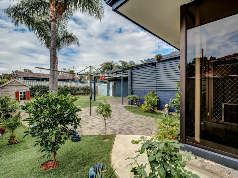 56 Harford Way, Girrawheen WA 6064