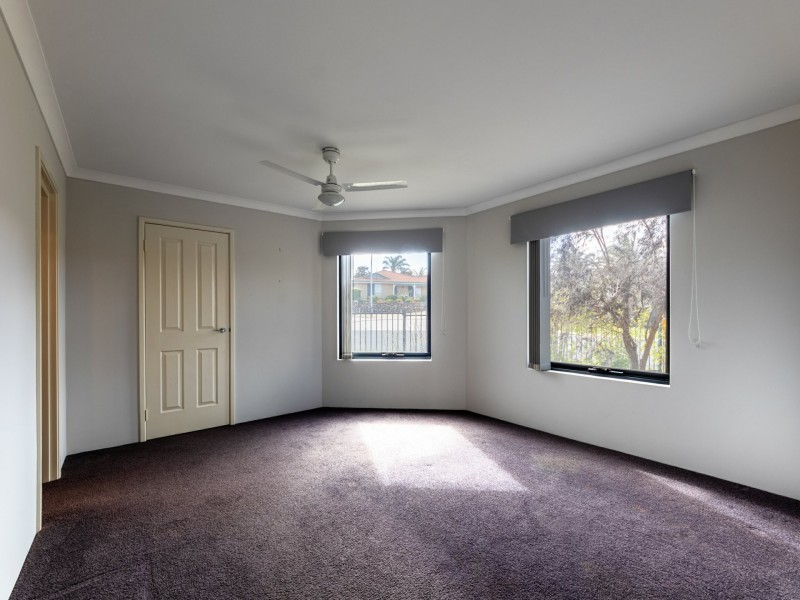 8 Fisherton Circuit, Kinross WA 6028