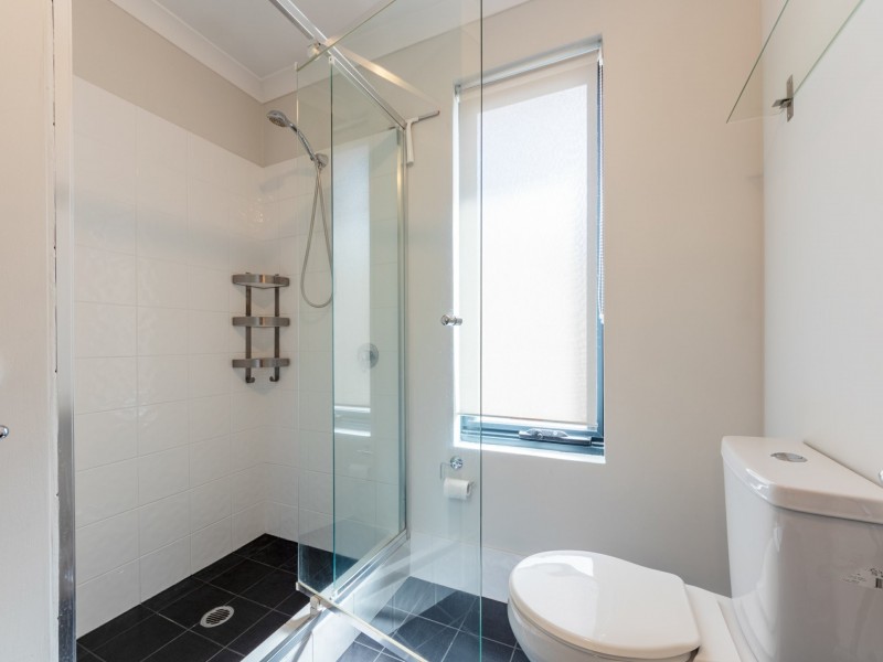 8 Fisherton Circuit, Kinross WA 6028