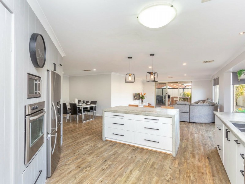 21 Pengilly Way, Clarkson WA 6030