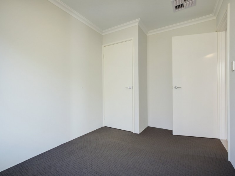 7 Hybrid Green, Banksia Grove WA 6031