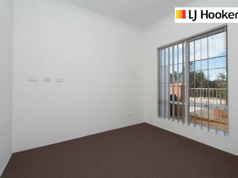 25 Boomerang Loop, Banksia Grove WA 6031