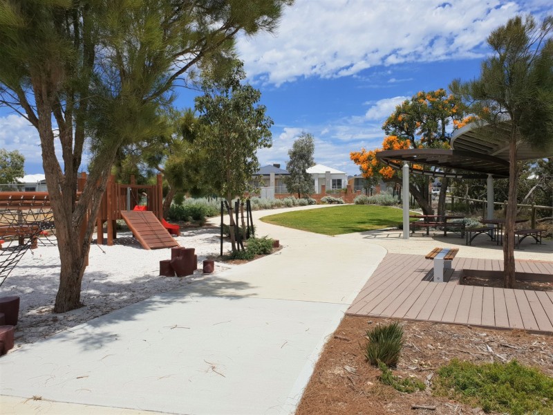 25 Boomerang Loop, Banksia Grove WA 6031