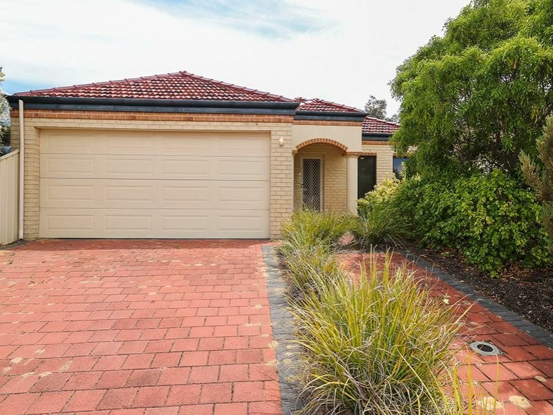 9 Hindmarsh Way, Edgewater WA 6027