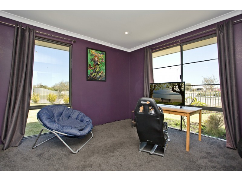 59 Cinnabar Drive, Eglinton WA 6034