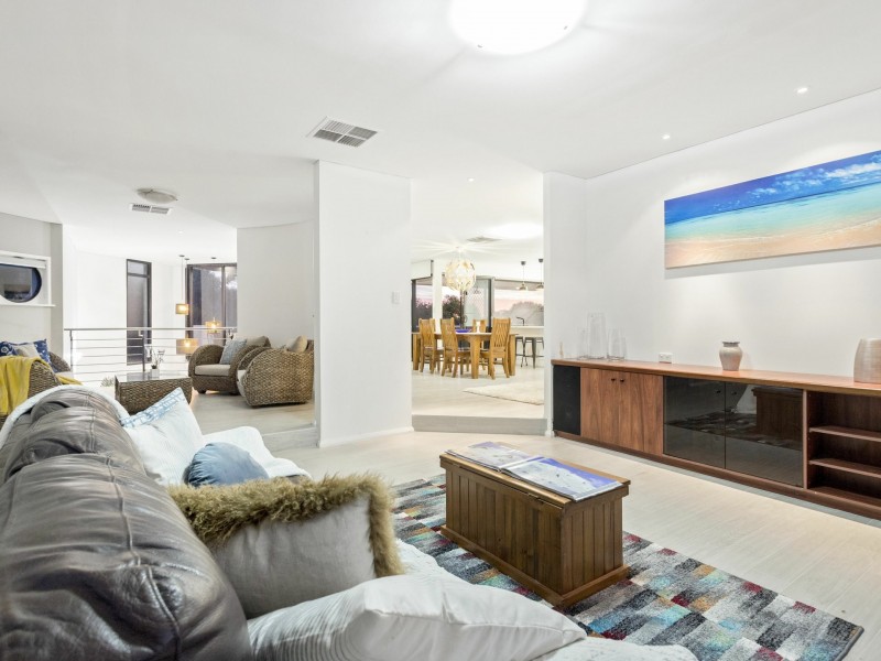 29 Long Beach Promenade, Mindarie WA 6030