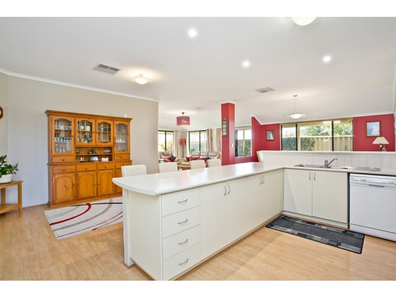 20 Landbeach Blvd, Butler WA 6036
