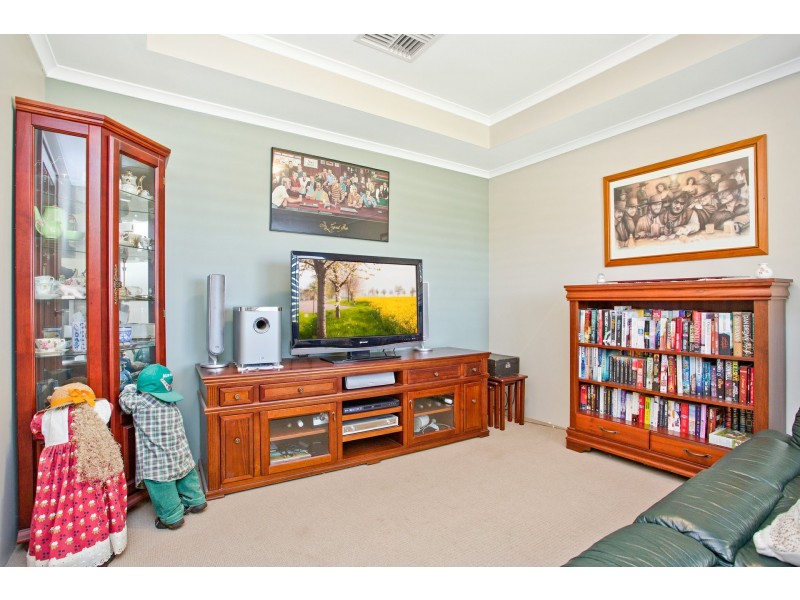 20 Landbeach Blvd, Butler WA 6036