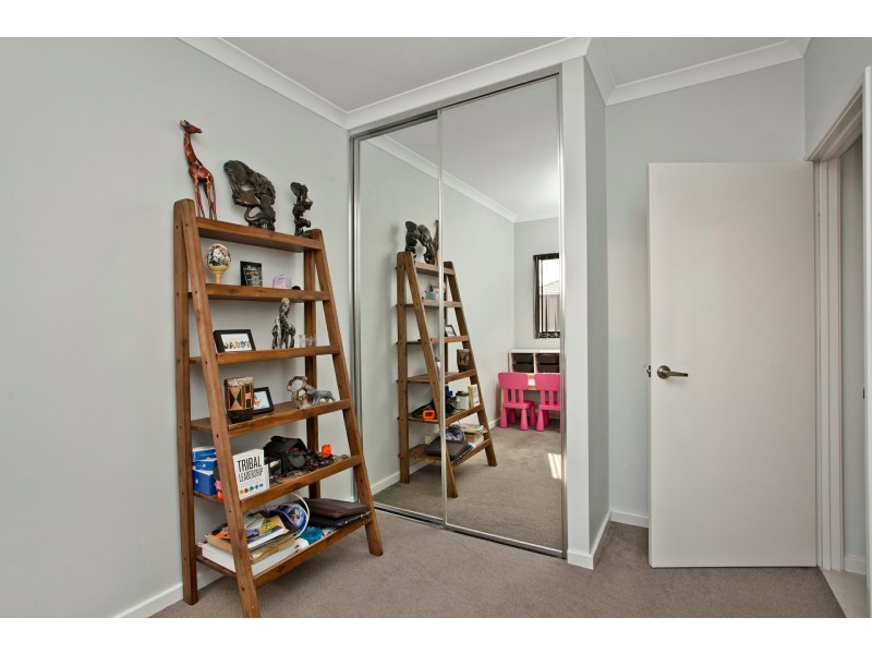 25 Dragonfly Road, Banksia Grove WA 6031