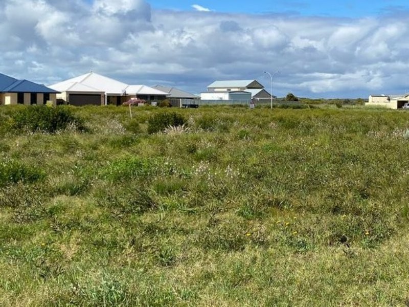 12 Bremer Parade, Jurien Bay WA 6516