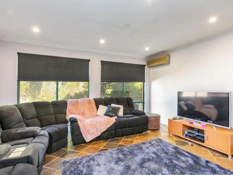 18 Kilmarnock Loop, Kinross WA 6028