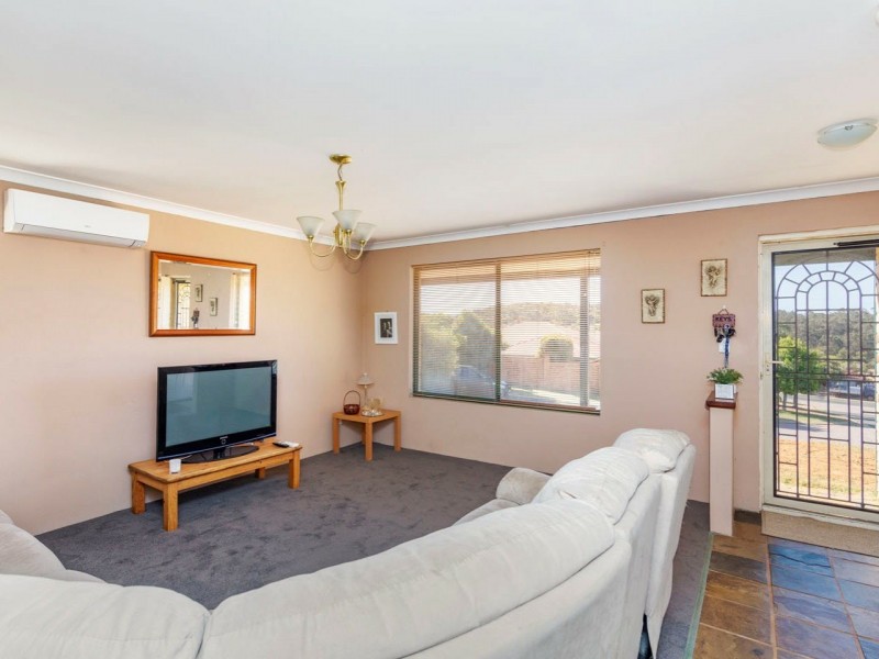 18 Kilmarnock Loop, Kinross WA 6028