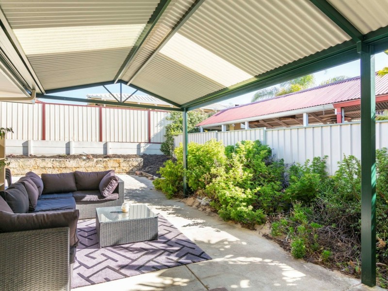 18 Kilmarnock Loop, Kinross WA 6028