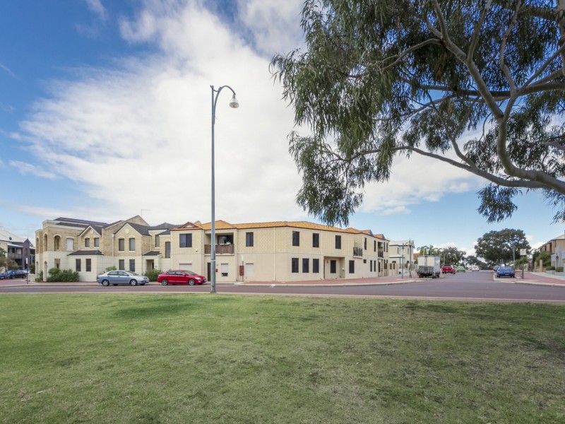 2A/1 Nottinghill Street, Joondalup WA 6027
