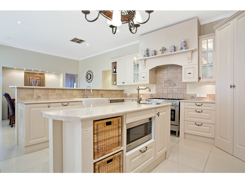44 Camborne Parkway, Butler WA 6036