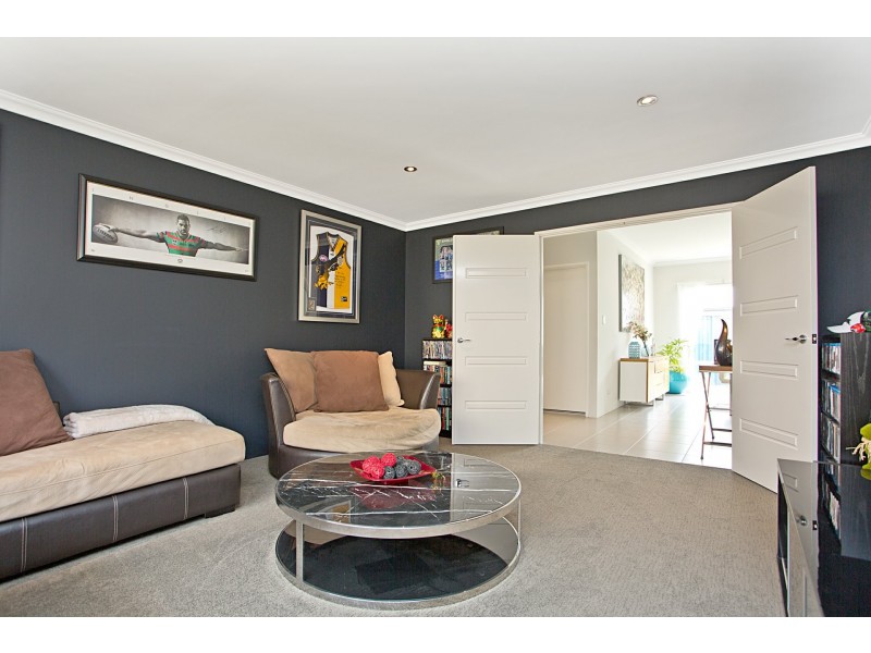 8 Manningtree Approach, Butler WA 6036