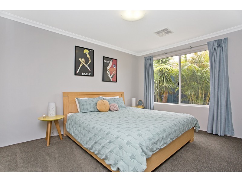 8 Manningtree Approach, Butler WA 6036