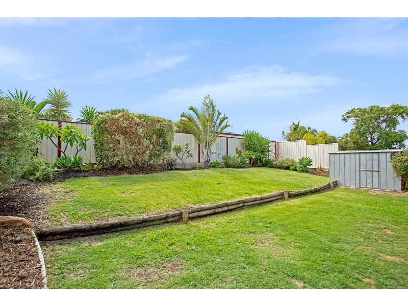42 Monaltrie Loop, Carramar WA 6031