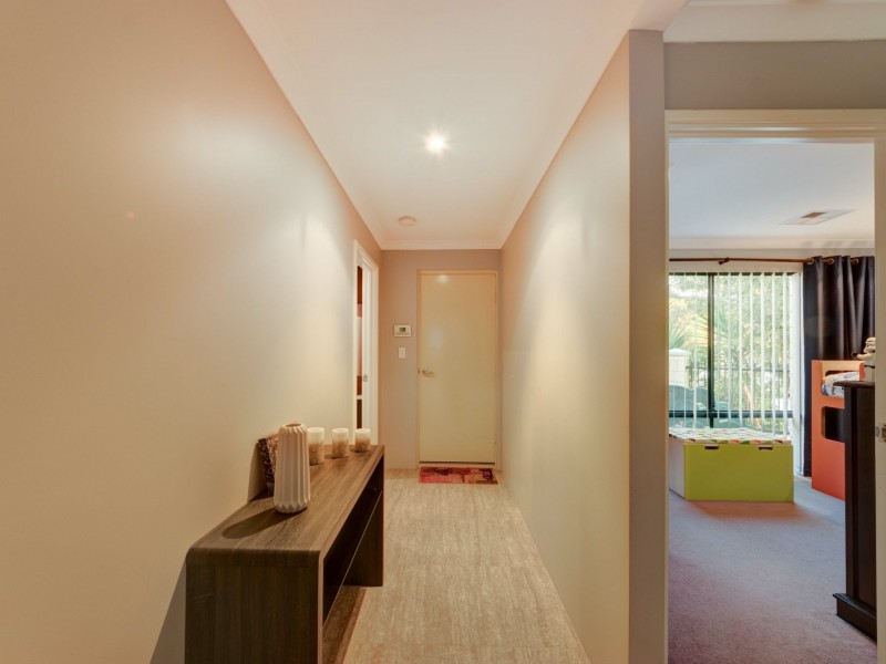 9 Vinci Entrance, Sinagra WA 6065