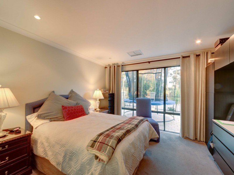 9 Vinci Entrance, Sinagra WA 6065