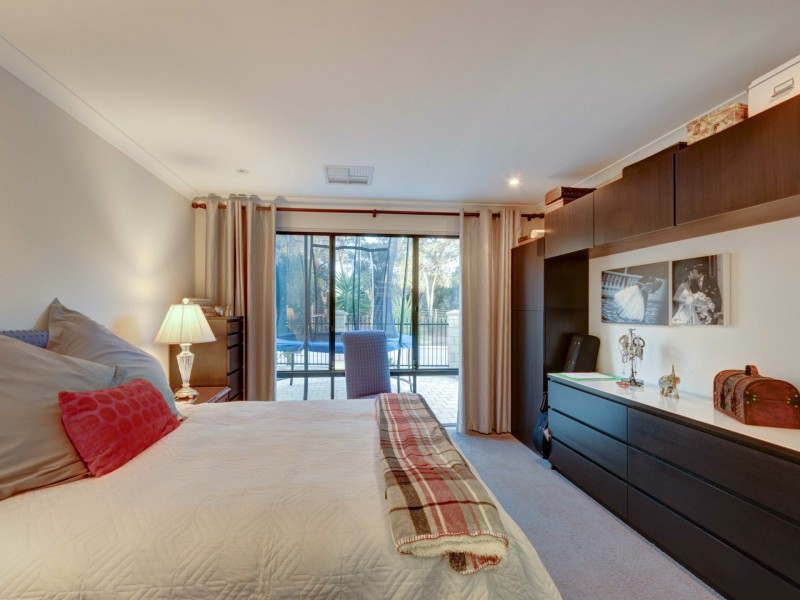 9 Vinci Entrance, Sinagra WA 6065