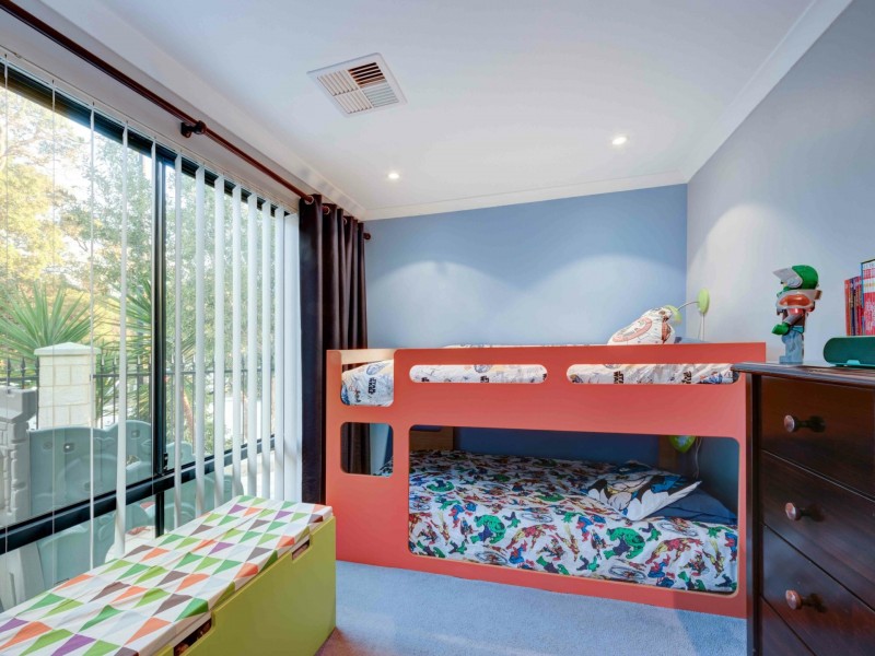 9 Vinci Entrance, Sinagra WA 6065