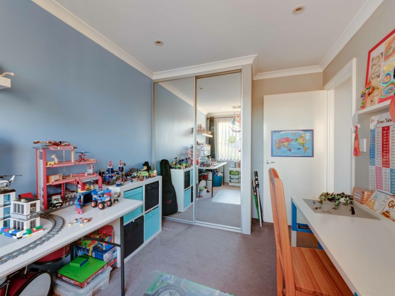 9 Vinci Entrance, Sinagra WA 6065