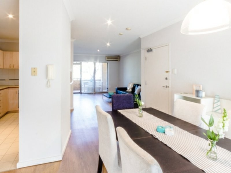 10/27 Piccadilly Circle, Joondalup WA 6027