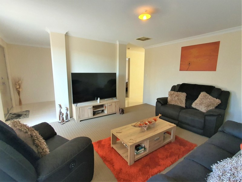 60 Millendon Street, Carramar WA 6031