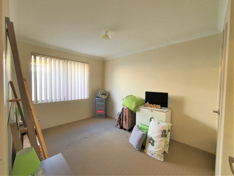 60 Millendon Street, Carramar WA 6031