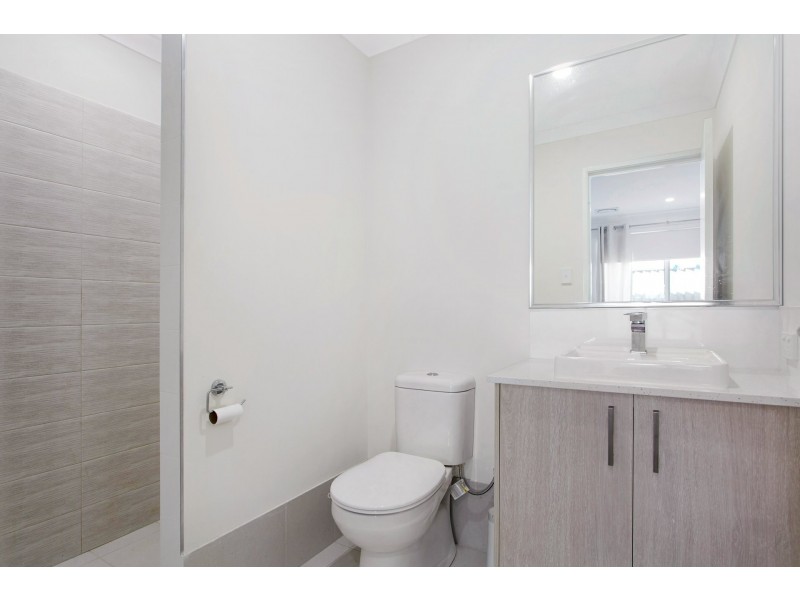 9 Lemon Way, Eglinton WA 6034