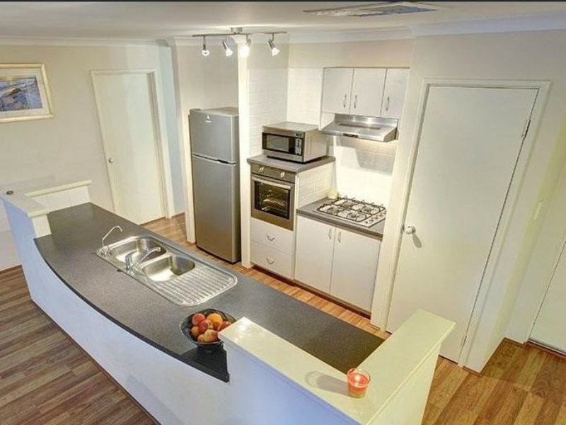 19 Cabanel Brace, Tapping WA 6065