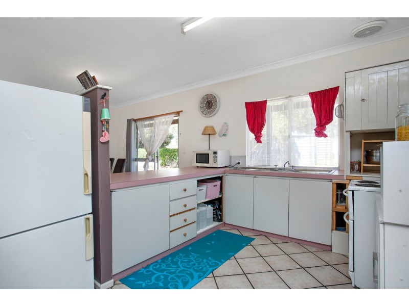 4 Smith Court, Yanchep WA 6035