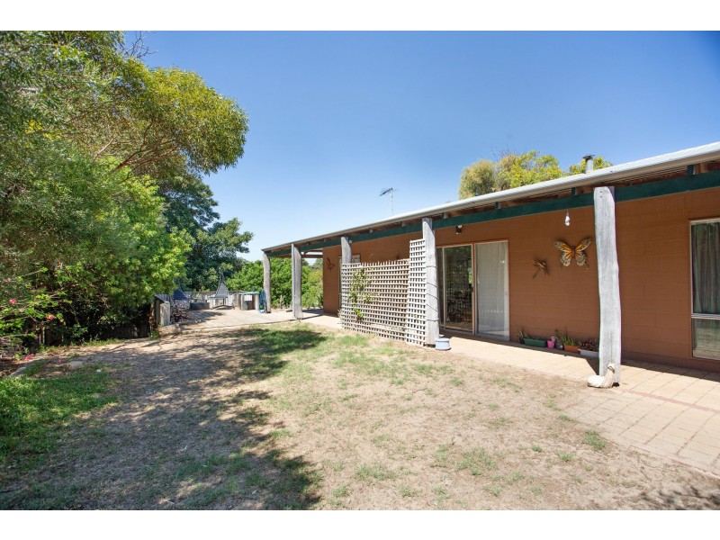 4 Smith Court, Yanchep WA 6035