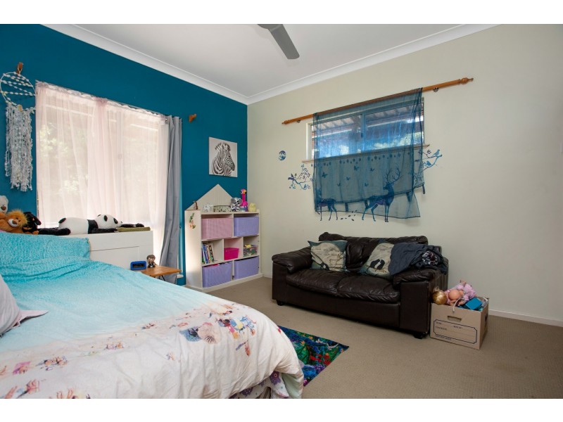 4 Smith Court, Yanchep WA 6035