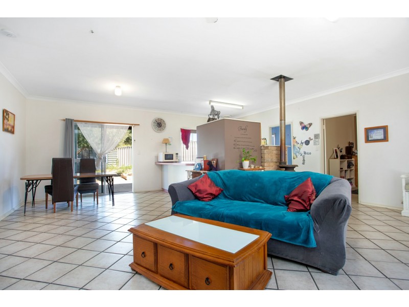 4 Smith Court, Yanchep WA 6035